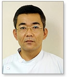 院長　松野　慎一